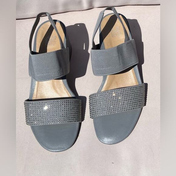 ABEO BioSystem Women’s Shannon Gray Cobblestone  Sparkly Sandals Size 7 N - Picture 1 of 9